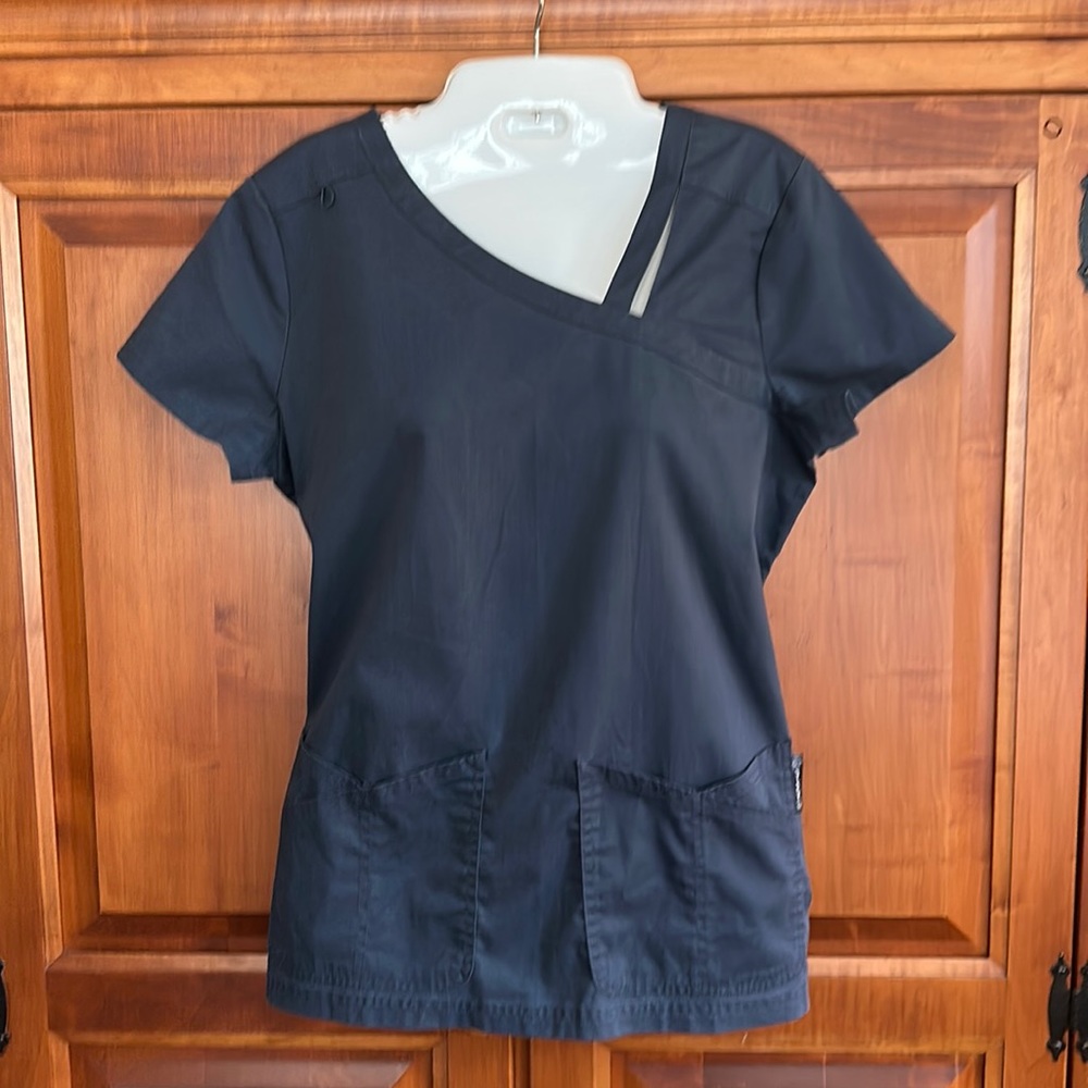 Koi Stretch scrub top